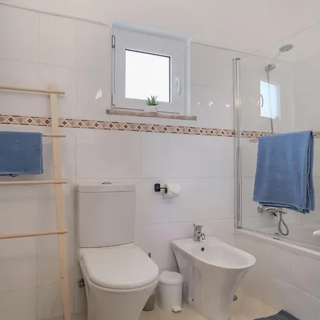 Quinta Do Coala - Spacious Countryside Orchard House & Cottage, 10 Min From Lagos Σπίτι διακοπών