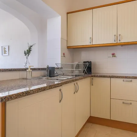 Quinta Do Coala - Spacious Countryside Orchard House & Cottage, 10 Min From Lagos Σπίτι διακοπών *