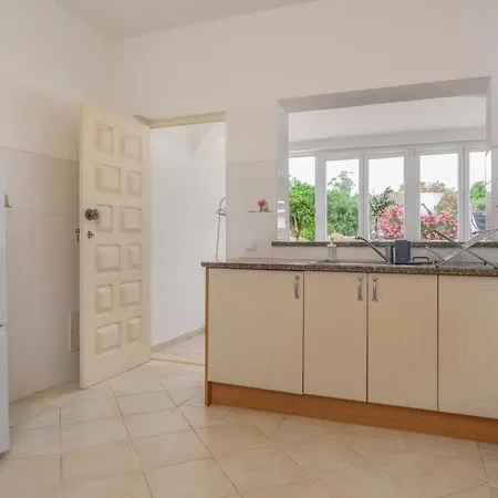 Σπίτι διακοπών Quinta Do Coala - Spacious Countryside Orchard House & Cottage, 10 Min From Lagos