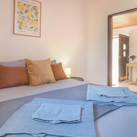 Quinta Do Coala - Spacious Countryside Orchard House & Cottage, 10 Min From Lagos Σπίτι διακοπών *